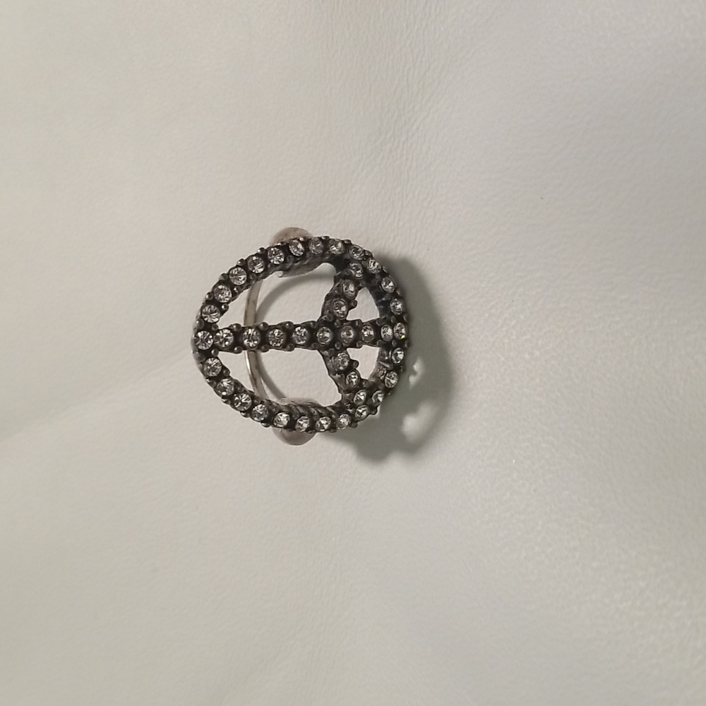 Women's Lucky Brand Ring; Silver with Rhinestones; Size 8
